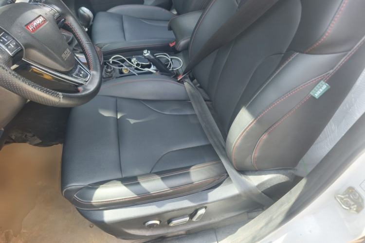 Used Haval H6 2015 Revised Version Sport Edition 1.5T Manual Transmission Two-Wheel Drive Elite Grade Left Front Seat