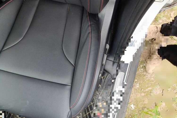 Used Haval H6 2015 Sport Edition 1.5T Automatic Two-Wheel Drive Luxury Model Left Front Seat