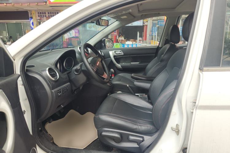 Used Haval H6 2015 Upgraded Model 1.5T Manual Two-Wheel Drive Elite Version Left Front Seat