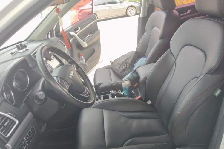 Used Haval H6 2015 Sport Edition 1.5T Automatic Two-Wheel Drive Luxury Model Left Front Seat