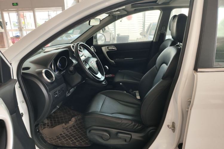 Used Haval H6 2015 Upgraded Model 1.5T Manual Two-Wheel Drive Elite Version Left Front Seat