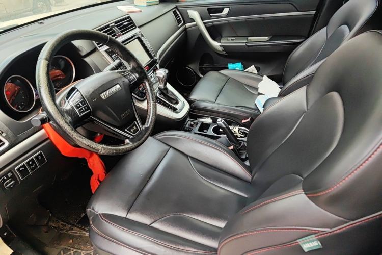 Used Haval H6 2015 Sport Edition 1.5T Automatic Two-Wheel Drive Luxury Model Left Front Seat