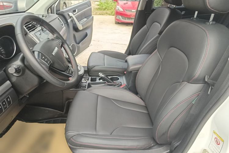 Used Haval H6 2015 Sport Edition 1.5T Automatic Two-Wheel Drive Luxury Model Left Front Seat