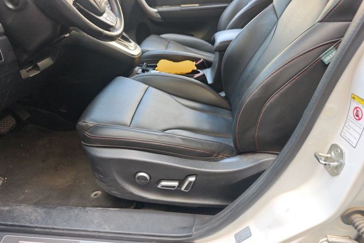 Used Haval H6 2015 Sport Edition 1.5T Automatic Two-Wheel Drive Luxury Model Left Front Seat