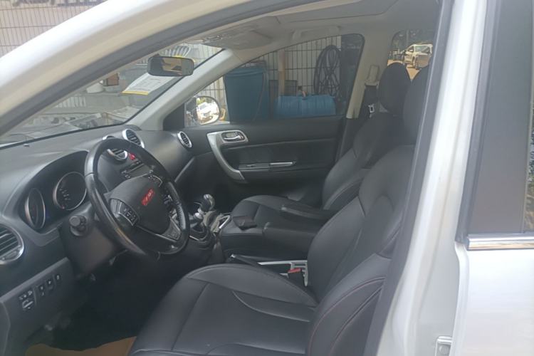 Used Haval H6 2015 Upgraded Model 1.5T Manual Two-Wheel Drive Elite Version Left Front Seat