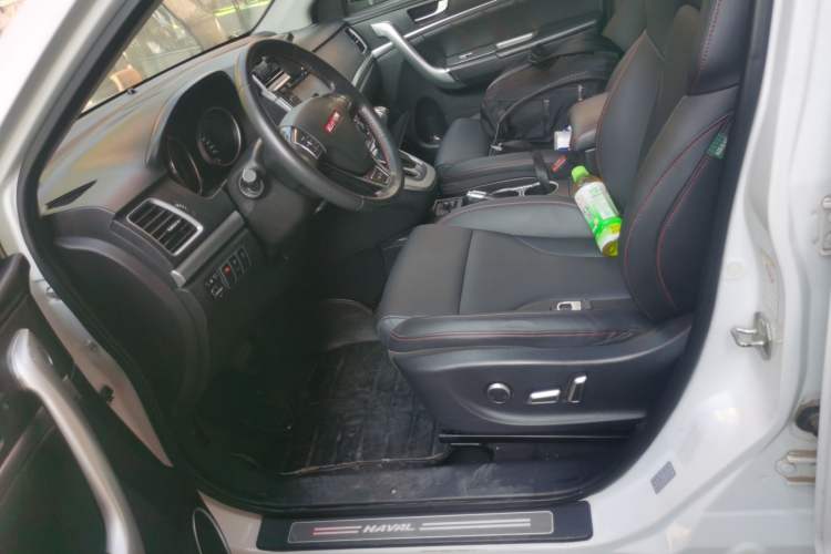 Used Haval H6 2015 Sport Edition 1.5T Automatic Two-Wheel Drive Luxury Model Left Front Seat