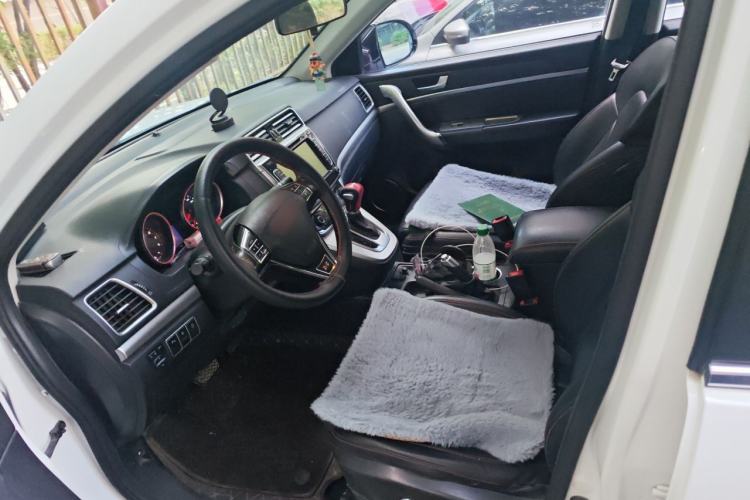 Used Haval H6 2015 Sport Edition 1.5T Automatic Two-Wheel Drive Luxury Model Left Front Seat