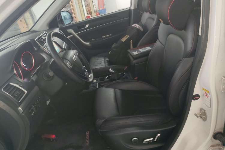 Used Haval H6 2015 Sport Edition 1.5T Automatic Two-Wheel Drive Luxury Model Left Front Seat