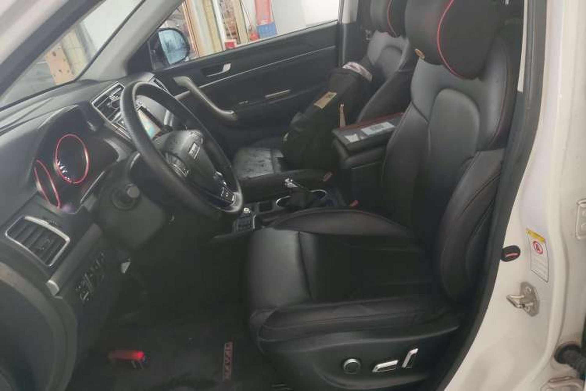 Used Haval H6 2015 Sport Edition 1.5T Automatic Two-Wheel Drive Luxury Model Left Front Seat