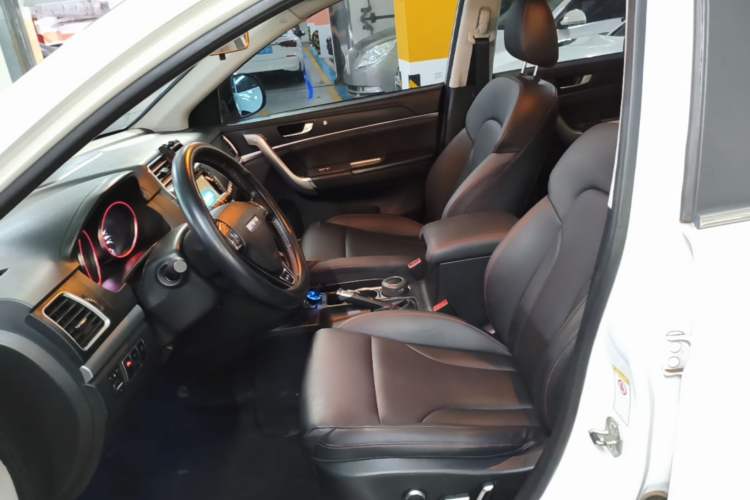Used Haval H6 2015 Sport Edition 1.5T Automatic Two-Wheel Drive Luxury Model Left Front Seat