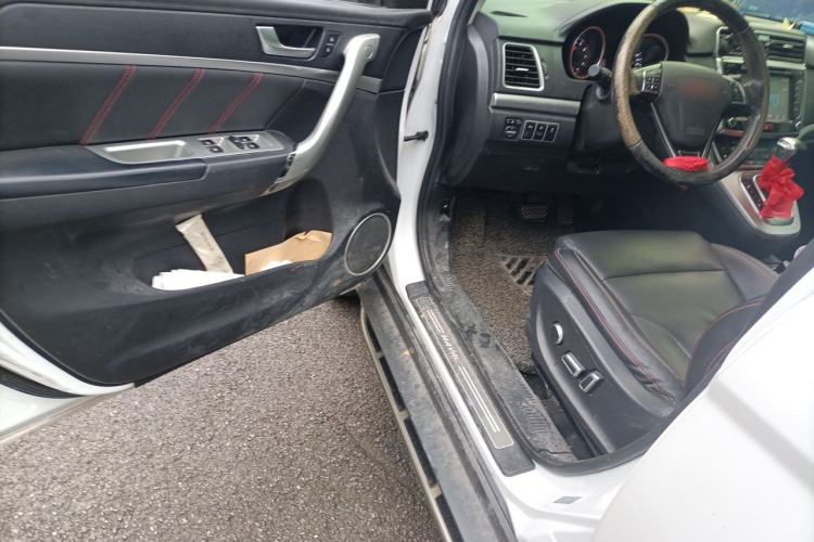 Used Haval H6 2015 Sport Edition 1.5T Automatic Two-Wheel Drive Luxury Model Left Front Seat