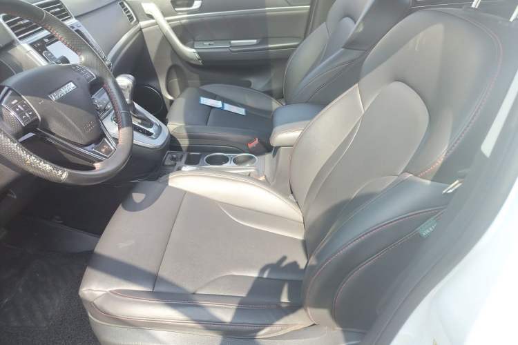 Used Haval H6 2015 Sport Edition 1.5T Automatic Two-Wheel Drive Luxury Model Left Front Seat