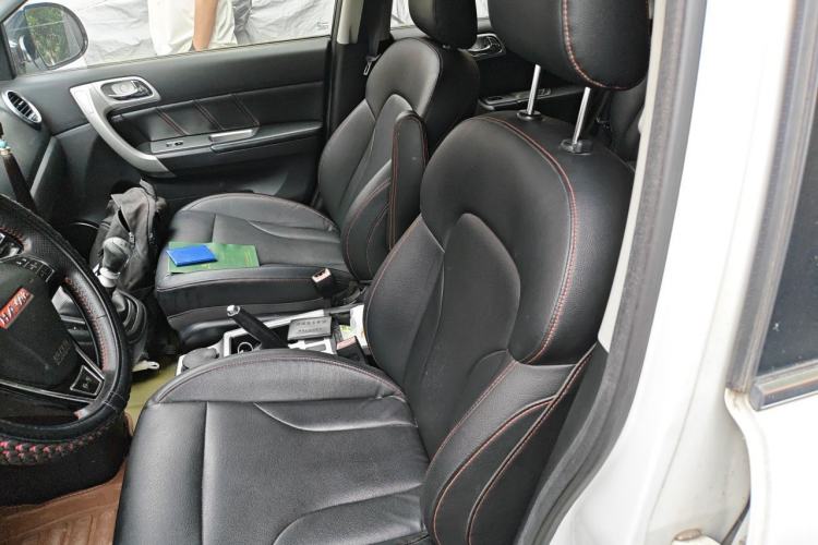 Used Haval H6 2015 Upgraded Model 1.5T Manual Two-Wheel Drive Elite Version Left Front Seat