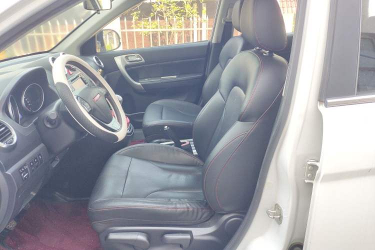 Used Haval H6 2015 Upgraded Model 1.5T Manual Two-Wheel Drive Elite Version Left Front Seat