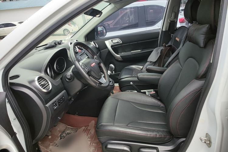 Used Haval H6 2015 Upgraded Model 1.5T Manual Two-Wheel Drive Elite Version Left Front Seat