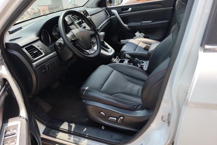 Used Haval H6 2015 Sport Edition 1.5T Automatic Two-Wheel Drive Luxury Model Left Front Seat