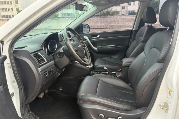 Used Haval H6 2015 Sport Edition 1.5T Automatic Two-Wheel Drive Luxury Model Left Front Seat