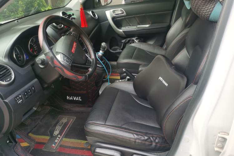 Used Haval H6 2015 Upgraded Model 1.5T Manual Two-Wheel Drive Elite Version Left Front Seat