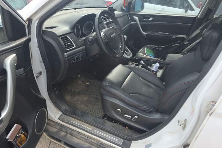 Used Haval H6 2015 Sport Edition 1.5T Automatic Two-Wheel Drive Luxury Model Left Front Seat