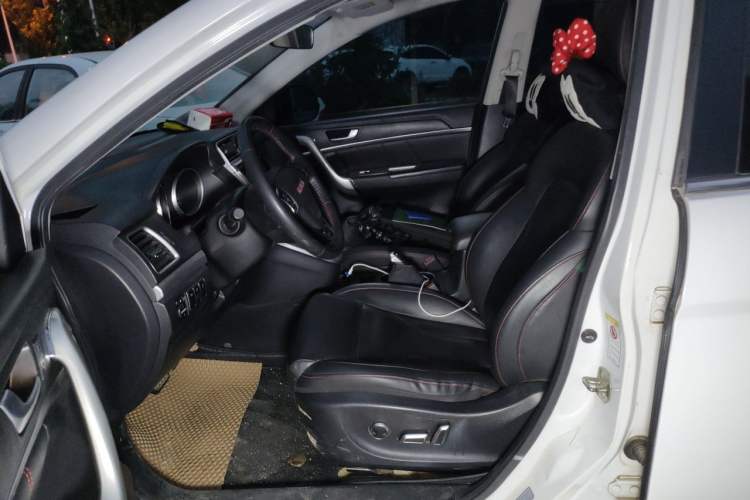 Used Haval H6 2015 Sport Edition 1.5T Automatic Two-Wheel Drive Luxury Model Left Front Seat