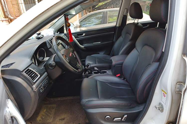 Used Haval H6 2015 Sport Edition 1.5T Automatic Two-Wheel Drive Luxury Model Left Front Seat