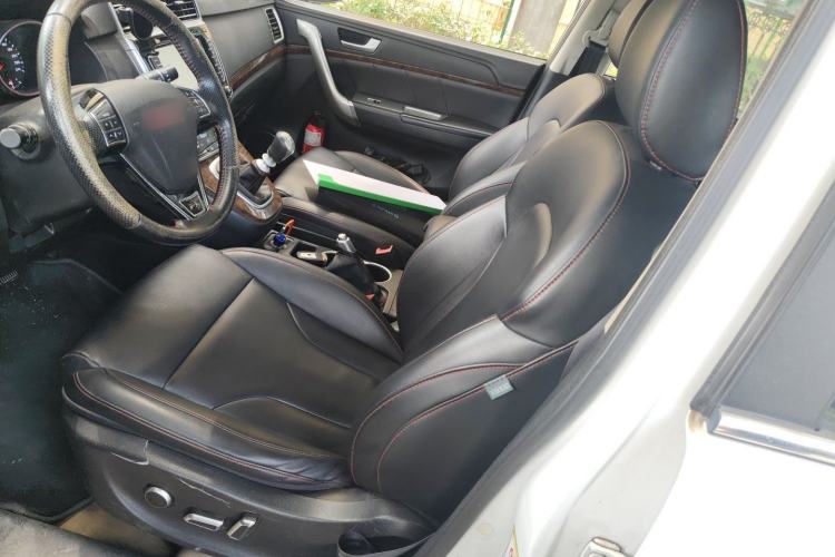Used Haval H6 2015 Revised Version Sport Edition 1.5T Manual Transmission Two-Wheel Drive Elite Grade Left Front Seat
