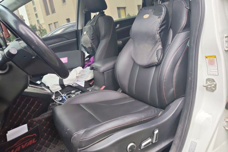 Used Haval H6 2015 Sport Edition 1.5T Automatic Two-Wheel Drive Luxury Model Left Front Seat