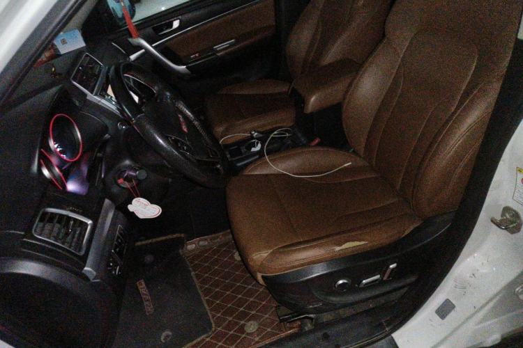 Used Haval H6 2015 Sport Edition 1.5T Automatic Two-Wheel Drive Luxury Model Left Front Seat