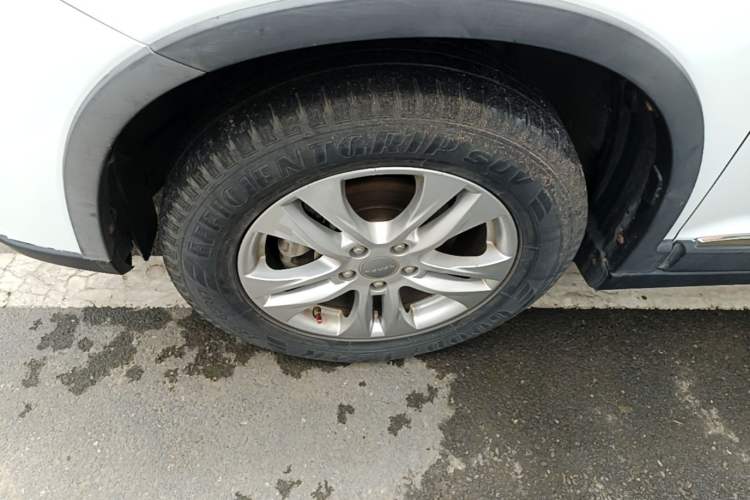 Used Haval H6 2015 Sport Edition 1.5T Manual Two-Wheel Drive Elite Model Left Front Wheel Hub