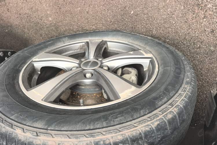 Used Haval H6 2015 Revised Version Sport Edition 1.5T Manual Transmission Two-Wheel Drive Elite Grade Left Front Wheel Hub