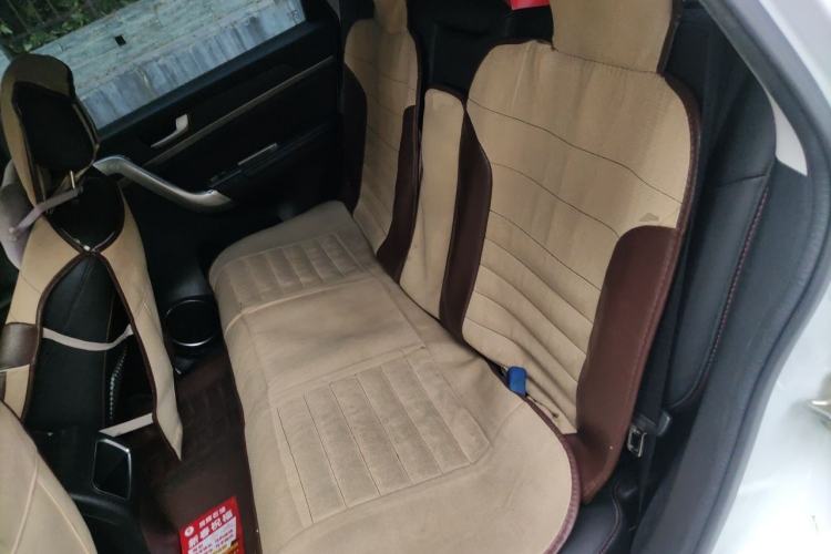 Used Haval H6 2015 Sport Edition 1.5T Automatic Two-Wheel Drive Luxury Model Left Rear Seat