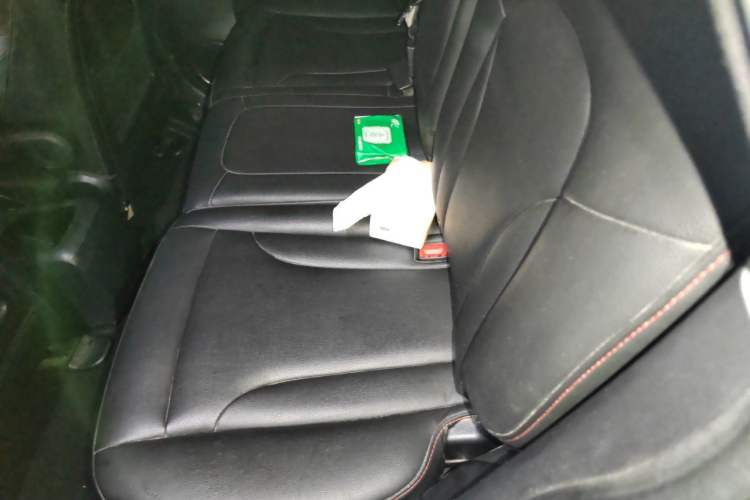 Used Haval H6 2015 Upgraded Model 1.5T Manual 4x4 Prestige Edition Left Rear Seat