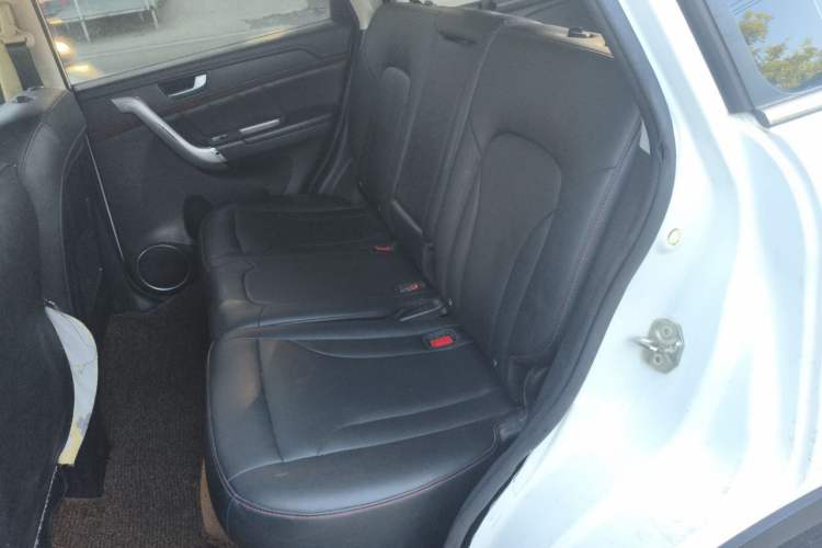 Used Haval H6 2015 Sport Edition 1.5T Manual Two-Wheel Drive Elite Model Left Rear Seat