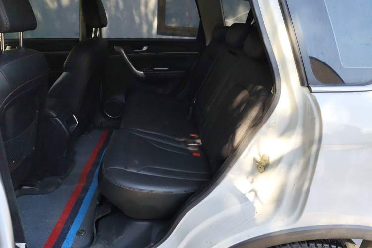 Used Haval H6 2015 Sport Edition 1.5T Automatic Two-Wheel Drive Luxury Model Left Rear Seat