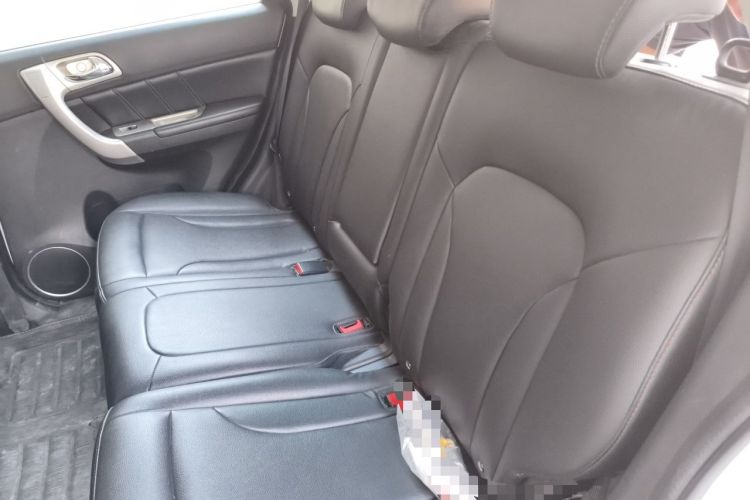 Used Haval H6 2015 Upgraded Model 1.5T Manual Two-Wheel Drive Elite Version Left Rear Seat