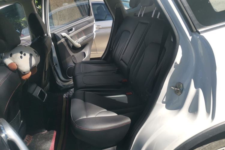 Used Haval H6 2015 Sport Edition 1.5T Automatic Two-Wheel Drive Luxury Model Left Rear Seat