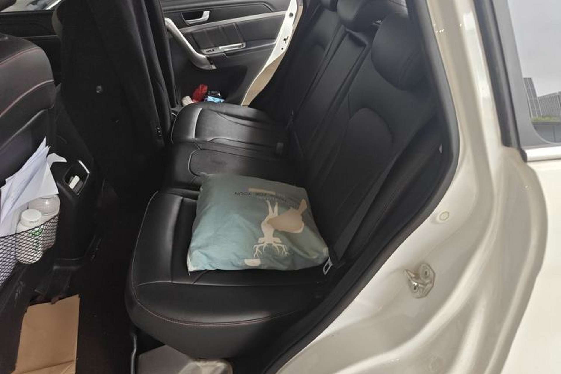 Used Haval H6 2015 Sport Edition 1.5T Automatic Two-Wheel Drive Luxury Model Left Rear Seat