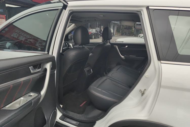 Used Haval H6 2015 Sport Edition 1.5T Automatic Two-Wheel Drive Luxury Model Left Rear Seat