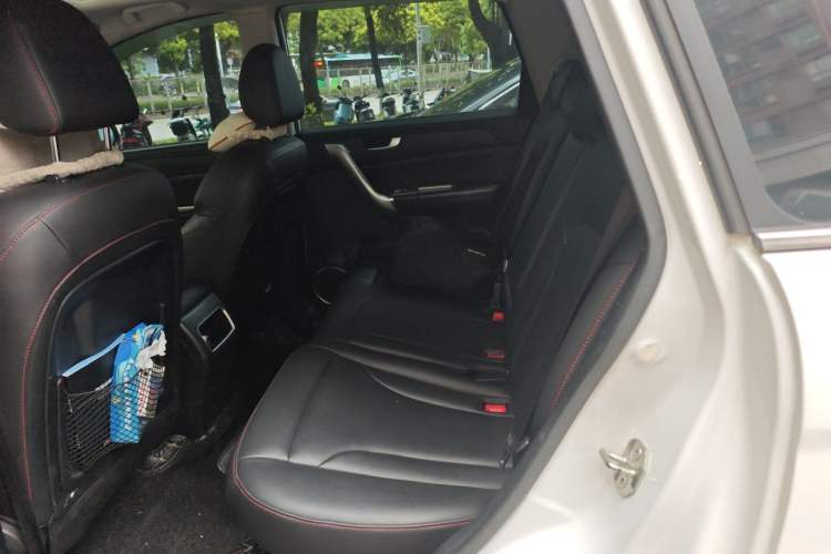 Used Haval H6 2015 Sport Edition 1.5T Manual Two-Wheel Drive Elite Model Left Rear Seat