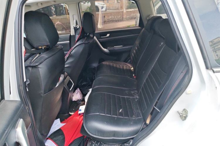 Used Haval H6 2015 Sport Edition 1.5T Automatic Two-Wheel Drive Luxury Model Left Rear Seat
