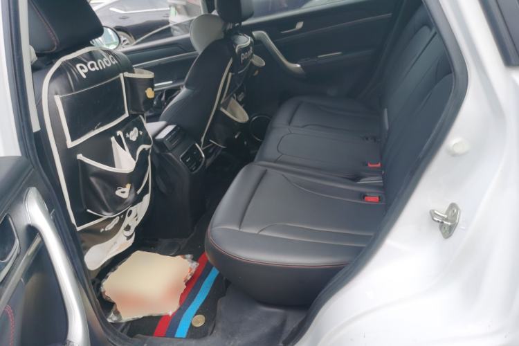 Used Haval H6 2015 Sport Edition 1.5T Automatic Two-Wheel Drive Luxury Model Left Rear Seat