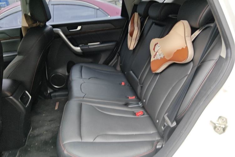 Used Haval H6 2015 Revised Version Sport Edition 1.5T Manual Transmission Two-Wheel Drive Elite Grade Left Rear Seat