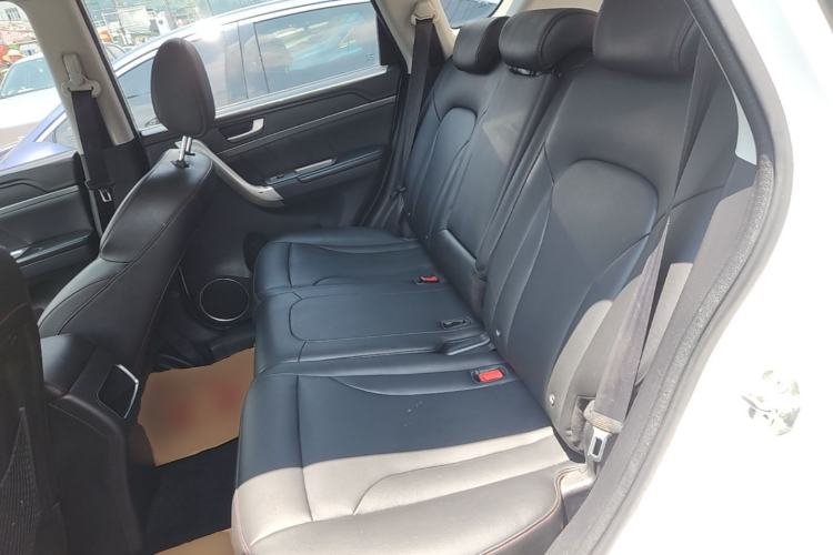 Used Haval H6 2015 Sport Edition 1.5T Automatic Two-Wheel Drive Luxury Model Left Rear Seat