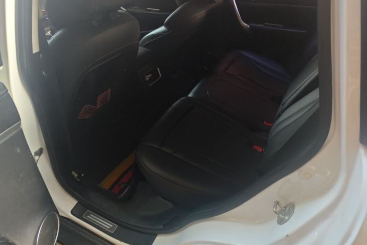 Used Haval H6 2015 Sport Edition 1.5T Automatic Two-Wheel Drive Luxury Model Left Rear Seat
