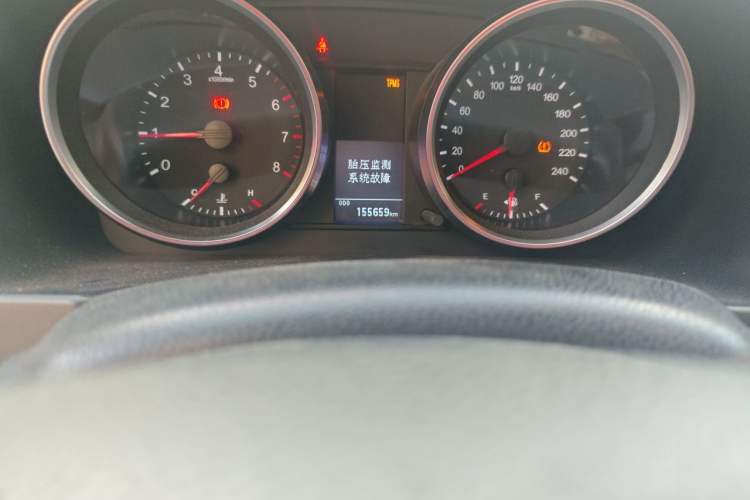 Used Haval H6 2015 Revised Version Sport Edition 1.5T Manual Transmission Two-Wheel Drive Elite Grade Odometer Close Up