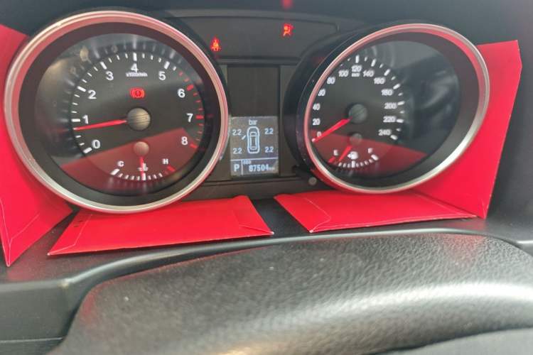 Used Haval H6 2015 Sport Edition 1.5T Automatic Two-Wheel Drive Luxury Model Odometer Close Up