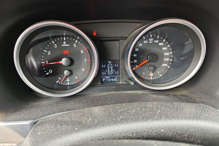 Used Haval H6 2015 Sport Edition 1.5T Automatic Two-Wheel Drive Luxury Model Odometer Close Up