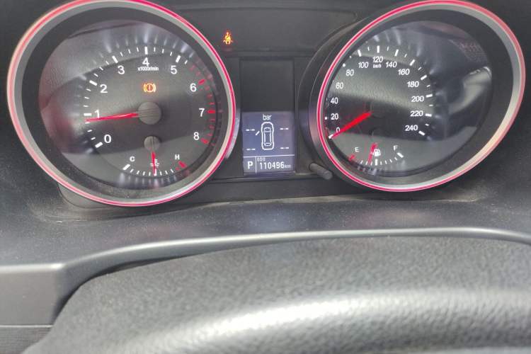 Used Haval H6 2015 Sport Edition 1.5T Automatic Two-Wheel Drive Luxury Model Odometer Close Up