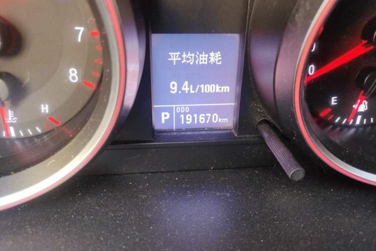 Used Haval H6 2015 Sport Edition 1.5T Automatic Two-Wheel Drive Luxury Model Odometer Close Up
