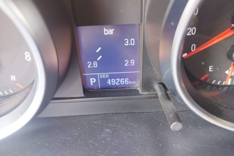 Used Haval H6 2015 Sport Edition 1.5T Automatic Two-Wheel Drive Luxury Model Odometer Close Up